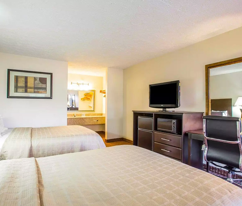 Quality Inn Dahlonega - 2 Queen Beds